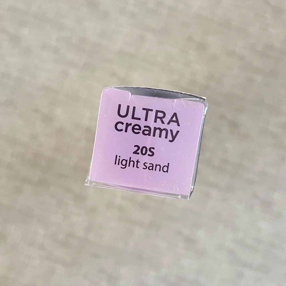 NWT Tarte ShapeTape Ultra Creamy Concealer 20S Light Sand